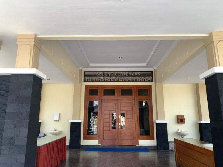 AUDITORIUM-KI-HAJAR-DEWANTARA
